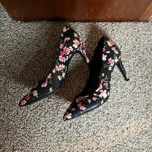 Flowered high heel shoes